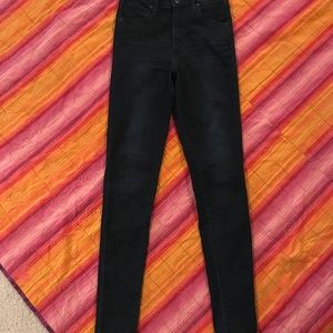 Levi’s Mile High Super Skinny